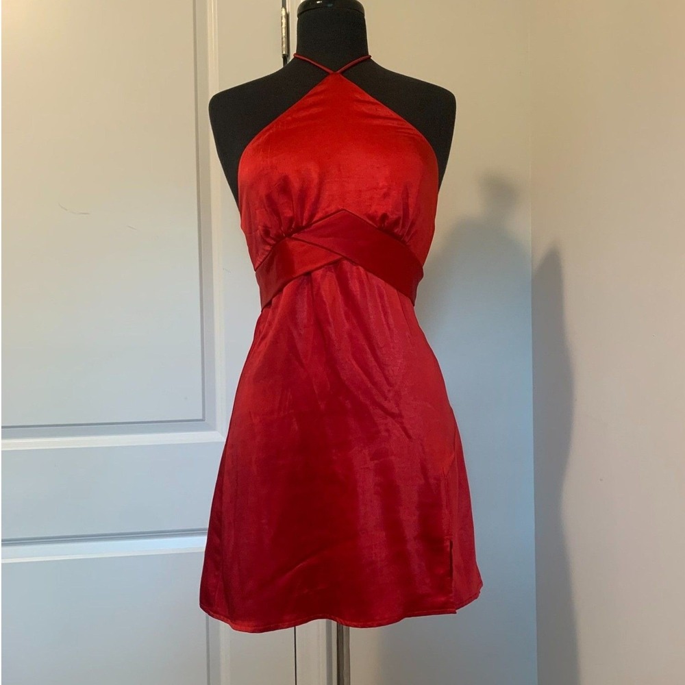 Parallel Lines‎ Red Satin Halter Mini Dress Open Back Cocktail Party Dress 10